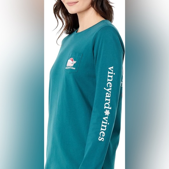 Vineyard Vines Women's Christmas Whale Long Sleeve Pocket Tee R145-6 - Picture 3 of 8